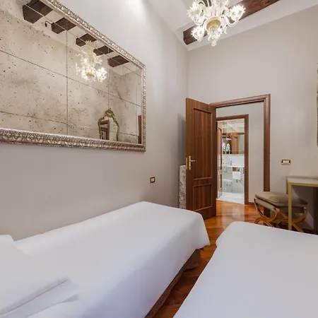 카 델라르테 스위트 아파트 *